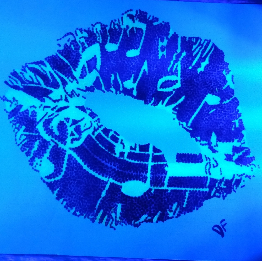 Blacklight Music note Print